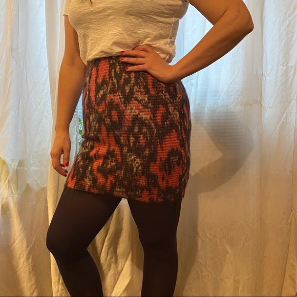 Marc Cain pink-and-purple leopard-print mohair mini skirt NWOT - Picture 2 of 3